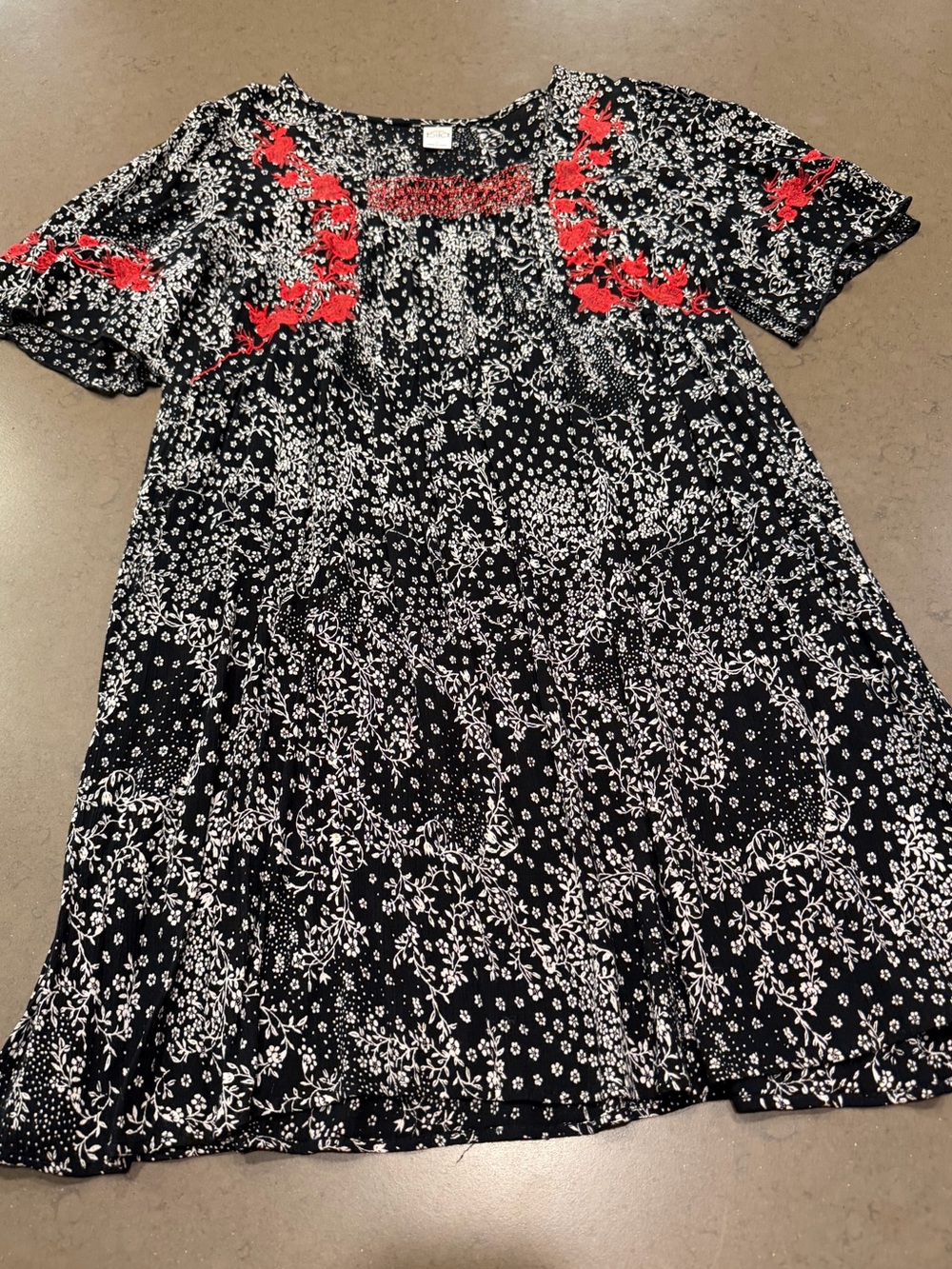 Bila Black Floral Embroidered Boho Dress Sz: L
